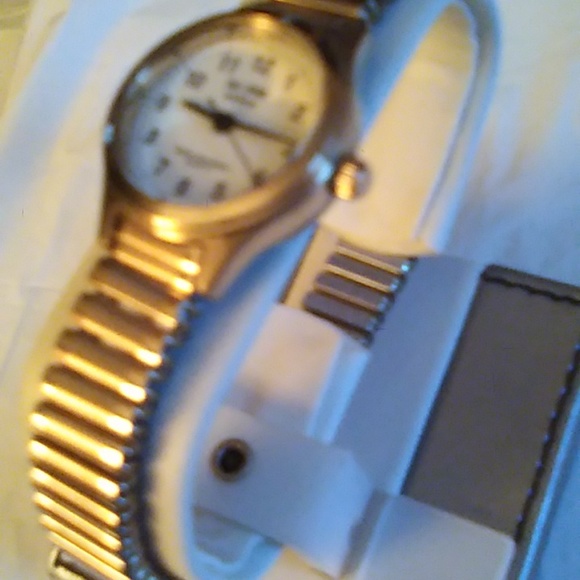 Cardinal All Steel ladies watch - Picture 7 of 11